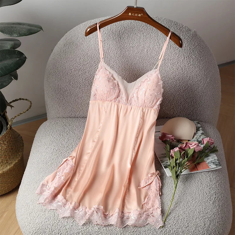 Black Sleeveless Nightdress Women Sleewpear Nightgown Summer Sexy Lace Mini Suspender Nightwear V-Neck Satin Home Dressing Gown