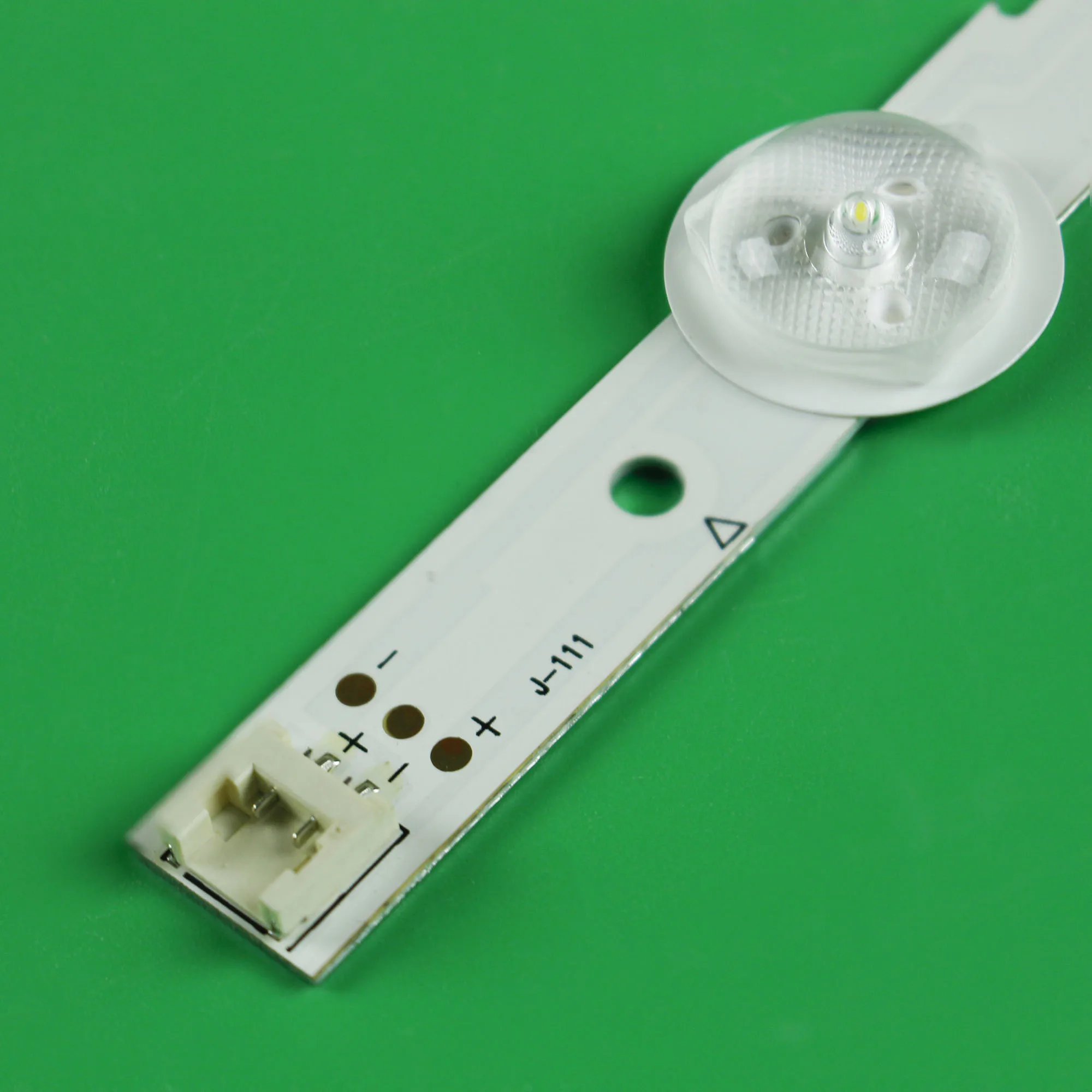 Bande LED pour LG 42 "V13 cDMS Rev1.0 1 L1 R1 L2 R2-Type 6916L-1402A DP42D23, 10 pièces