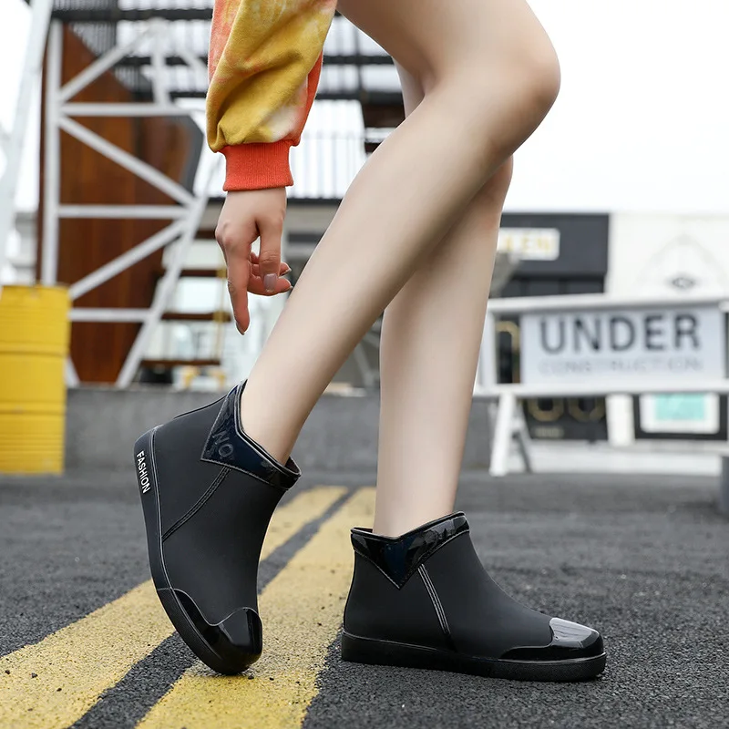 SWYIVY Rubber Shoes Women Waterproof Rain Boots Ankle Shoes 2020 New Autumn New Female Water Shoes Rainboots Ankle Boots Flats