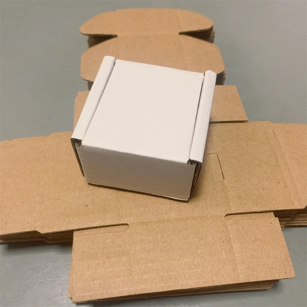 15 teile/los Weiß Papier Karton Box Für Kleine Business Verdicken Verschiffen Box Verpackung Extra Harte 3 schicht Well Karton