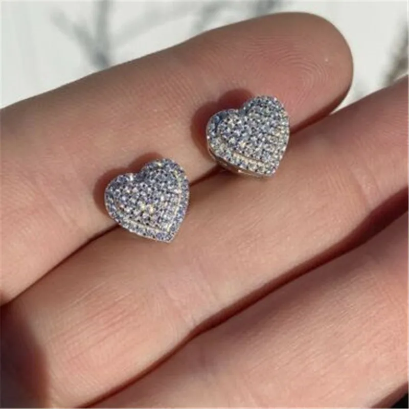 Klassieke Ontwerp Dazzling Heart Stud Oorbellen Voor Vrouwen Hoge Kwaliteit Romantische Vrouwelijke Accessoires Timeless Styling Zilveren Sieraden