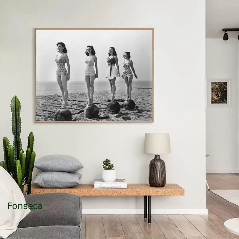 4 Girls Standing Poster And Prints Black and White Wall Pictures Scandinavian Style Canvas Painting For Girls Room Home Decor