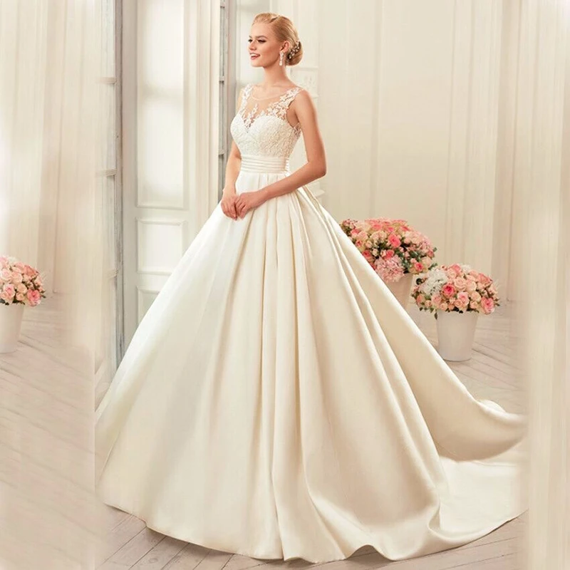 Classic Bride Lace Wedding Dresses Long Sweet Elegant Floor Length Applique Sexy Belt Embroidery Open Back Wedding Dresses