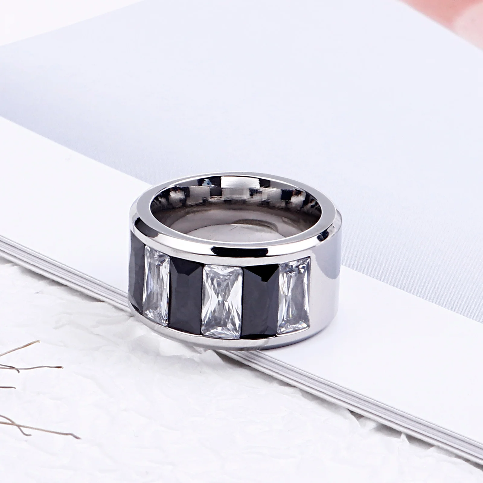 DICOTICO Heavy Square Glass Bague Femme Fashion Stainless Steel Rings For Women Jewelry Wedding Bands Anillos Mujer Accessories