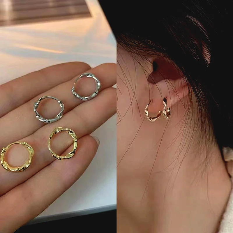 2 Pcs Tiny Thin Twisted Hoop Shiny Gold Color  Mobius Huggies Small Earring Stud Accessories Jewelry for Women Party Gift