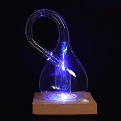 Klein bottle is not full of water four-dimensional space bottle physical experiment equipment