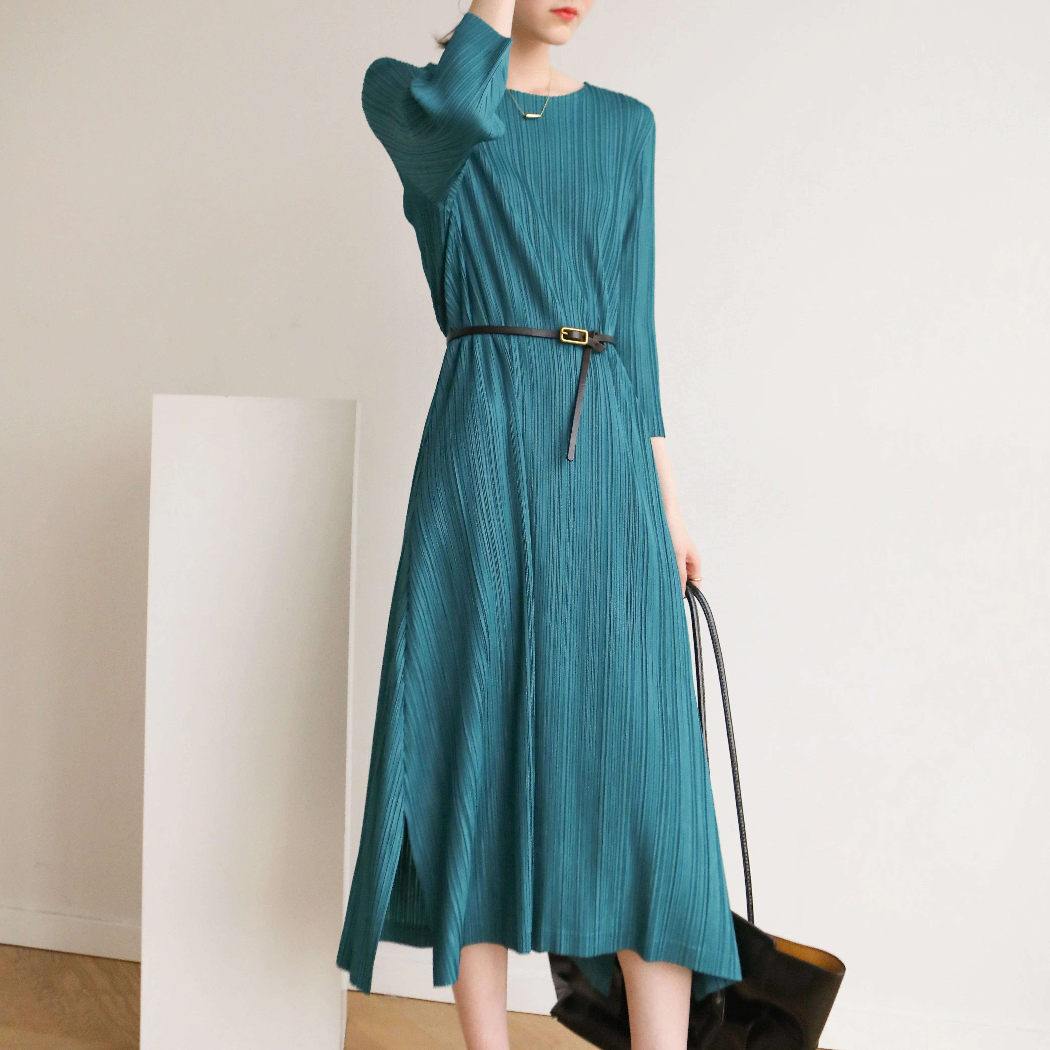 

Miyake pleated round neck next door lady long sleeves slimming long style dress for summer 2021