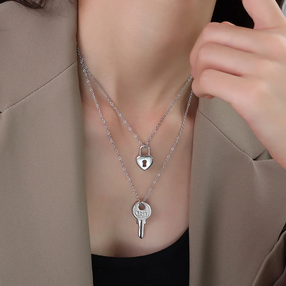 PVD 18K Gold Plated Stainless Steel Cute Small Heart Lock Key Pendant Necklaces for Women Girl Fashion Stackable Jewelry Gift