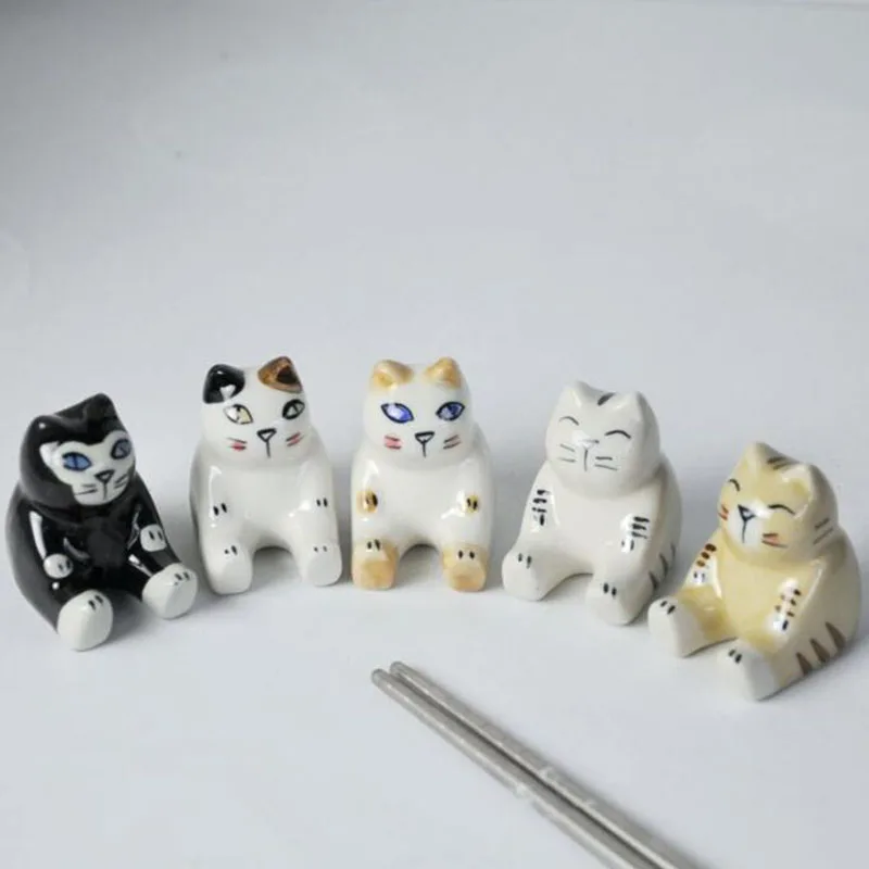 5pcs/set Japanese Style Sitting Cat Chopstick Holder Cute Chopstick Rack Pillow Care Rest Kitchen Art Craft Tableware