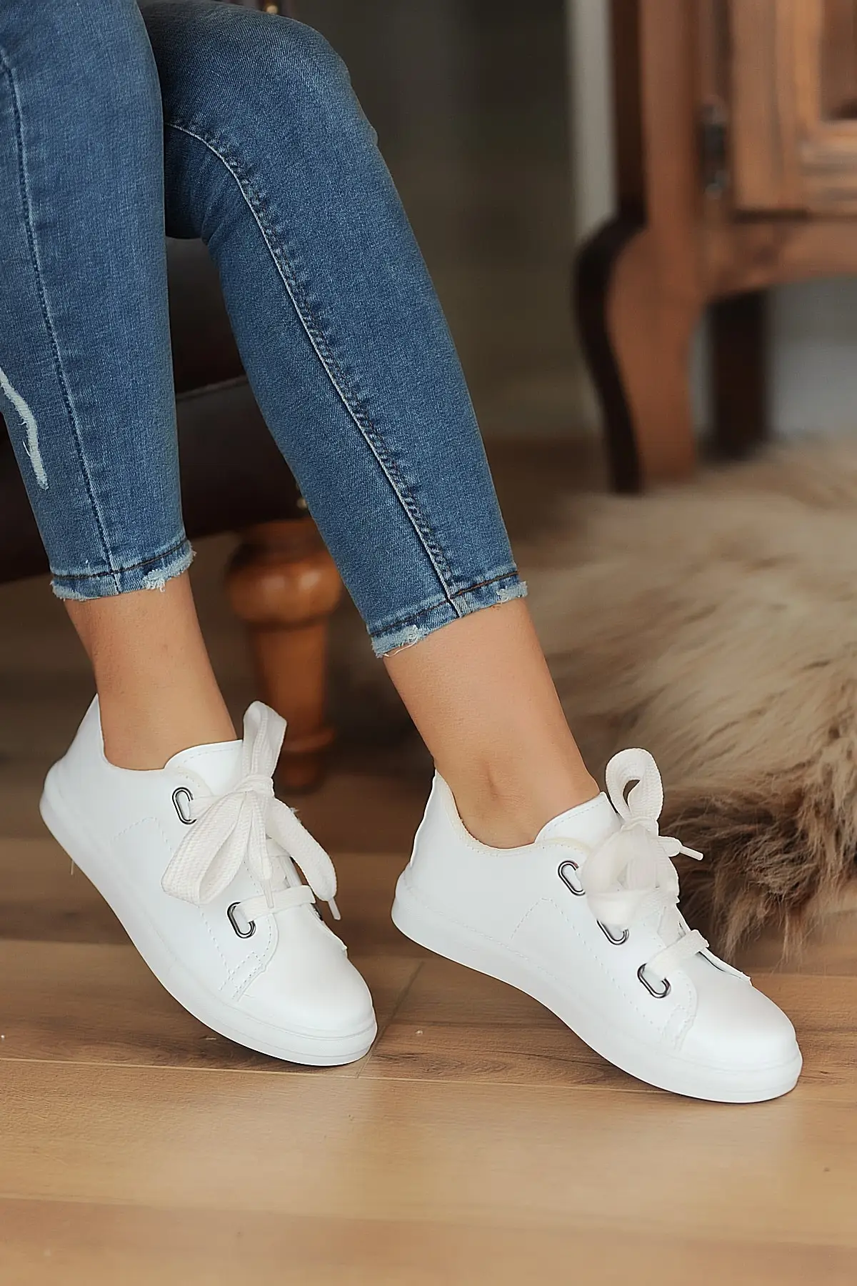 White Women Casual Shoes A320-20