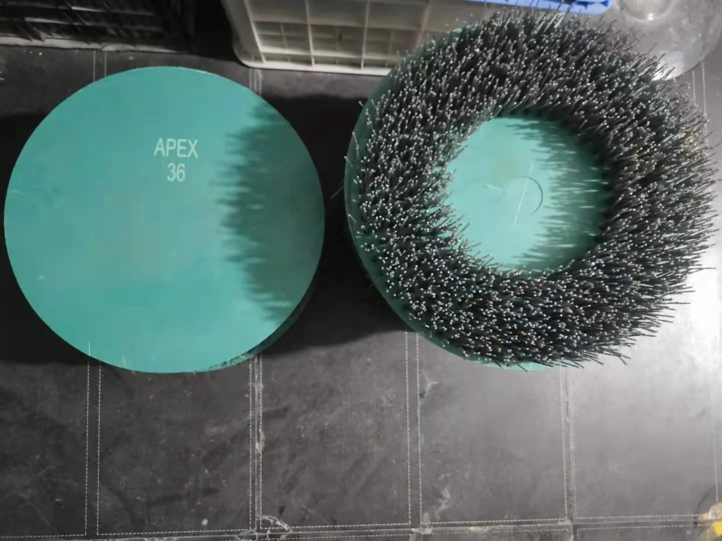 430mm Customized Stone Brush Concrete Floor Silicon Carbide Polshing Abrasive Grinding Brush for Antique effect