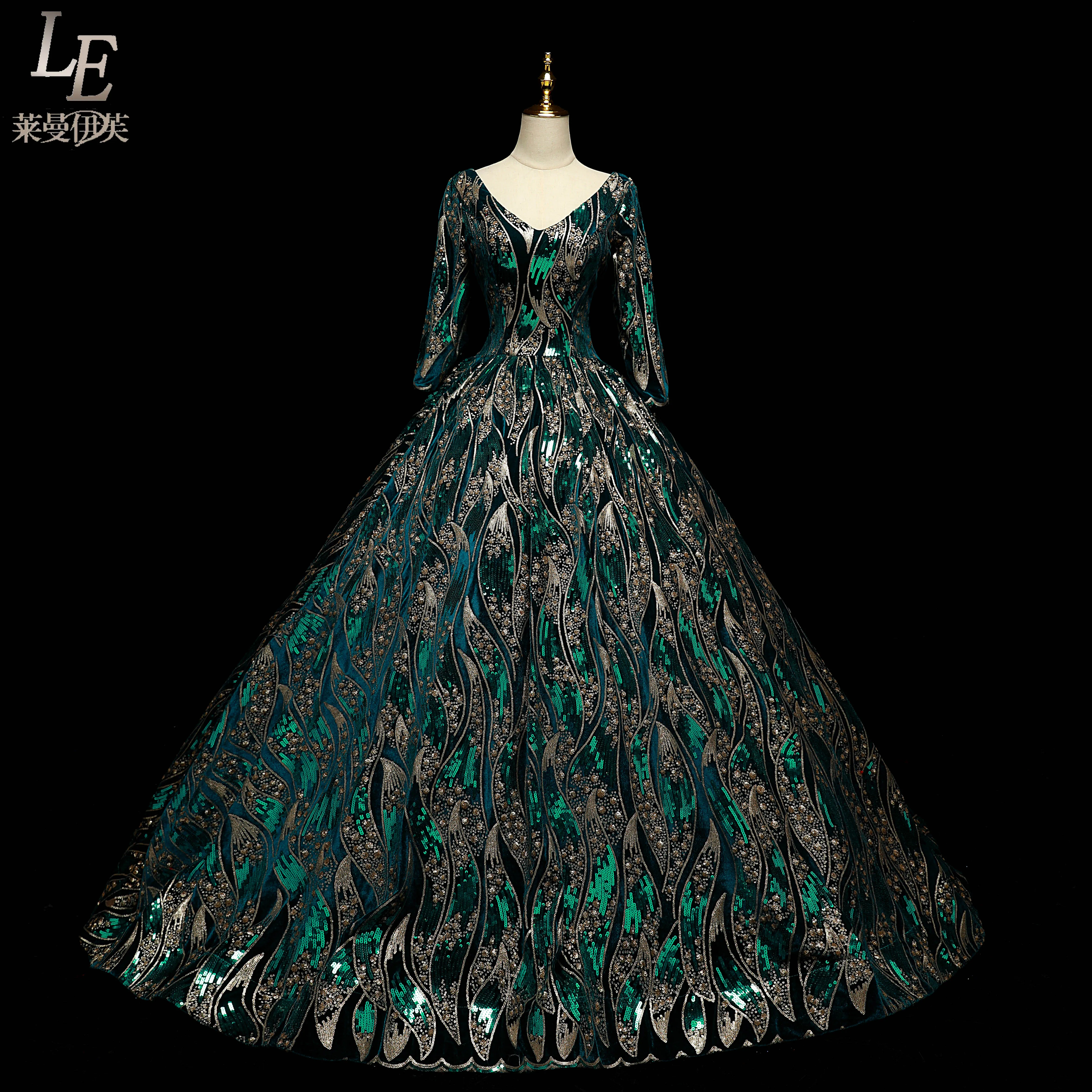 luxury peacock embroidery sequined medieval dress renaissance Gown queen Victoria/Marie/ Belle Ball/drama/ball gown