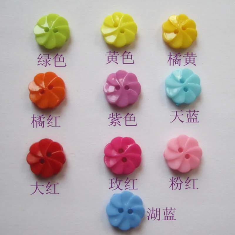 100 Pcs 13mm Candy Color Flower Plastic Buttons With Two Holes Children Clothing Buttons for DIY Sewing Appliques Craft