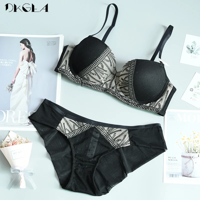 Fashion Women Underwear Set Thick Brassiere Gather Black Lingerie Embroidery Lace Plus Size D Cup Sexy Push-Up Bra Sets White