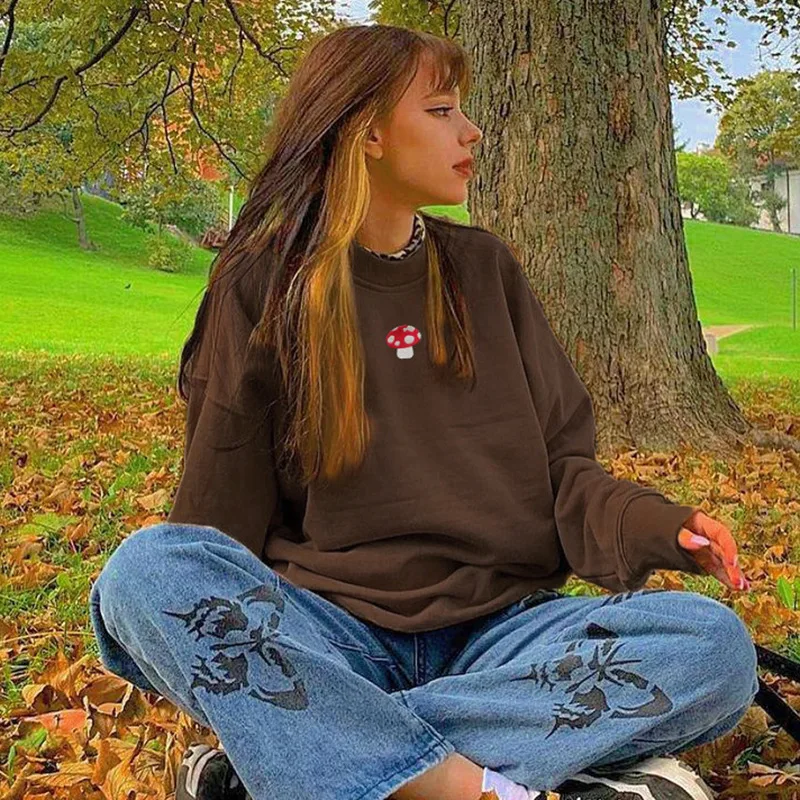 New Y2K Aesthetics Mushroom Embroidery Oversized Sweatshirts Vintage Brown Crewneck Long Sleeve Top 2000s Fashion Streetwear