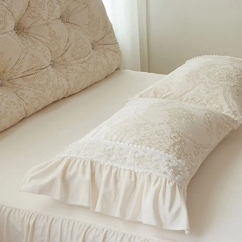 Imagem -05 - Conjunto de Cama de Veludo Bege Princesa Flor de Renda Monocromático Capa de Edredão Colchas Saia de Cama Fronhas Quente Têxtil Doméstico Luxo Inverno