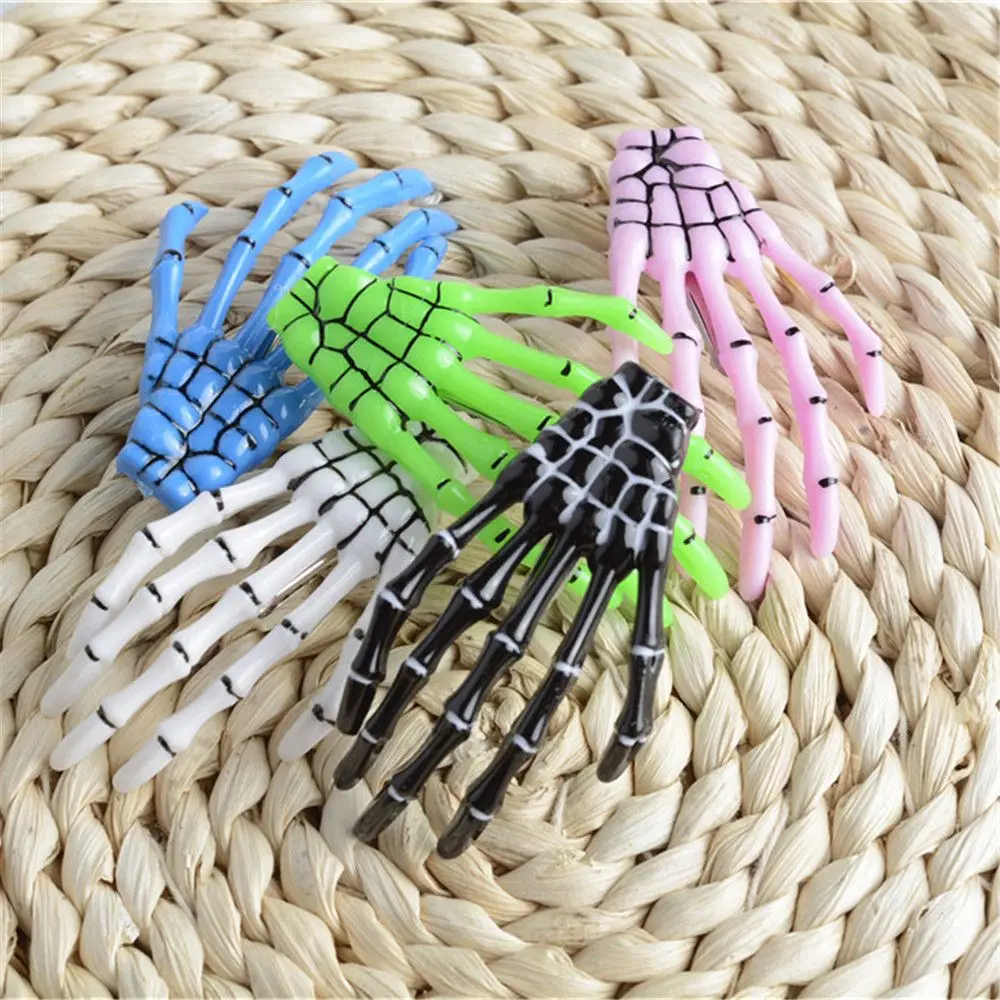 Skeleton Claw Skull Hand Bone Hair Clip Hairpin Zombie Punk Horror Barrette Women Girls Hairpin Hair Accessories Halloween Gift