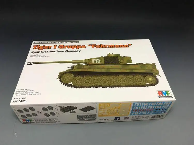 

Полевая модель Rye модель RFM RM-5005 1/35 Tiger I Gruppe «Fehrmann» апрель 1945-комплект моделей