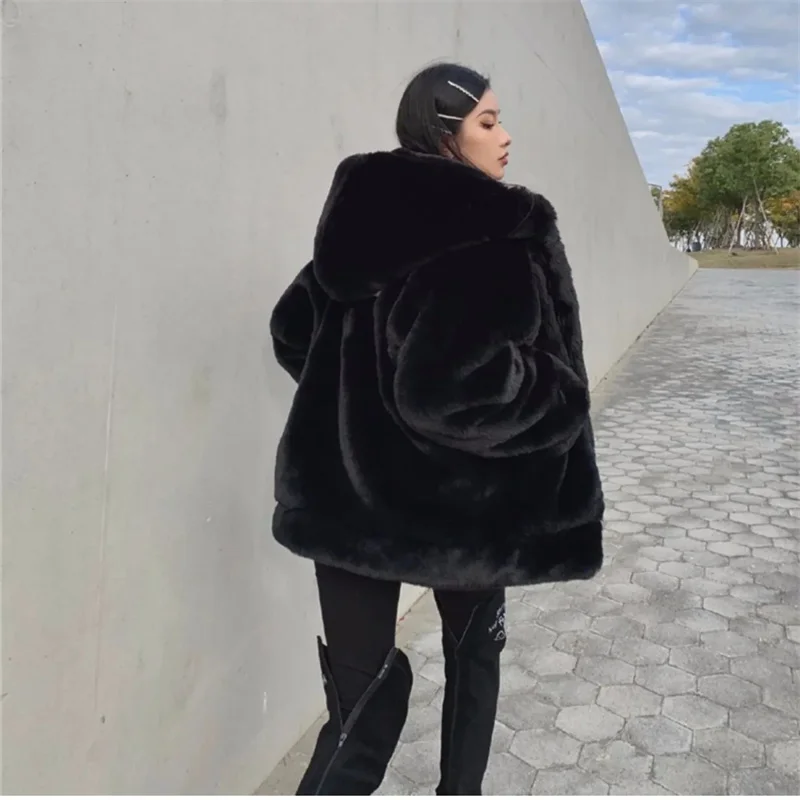 High Quality Quilted Thick Furry Coat Female Autumn And Winter Lamb Plush Imitation Mink Rex Rabbit Fur Coat Women Hooded Jacket