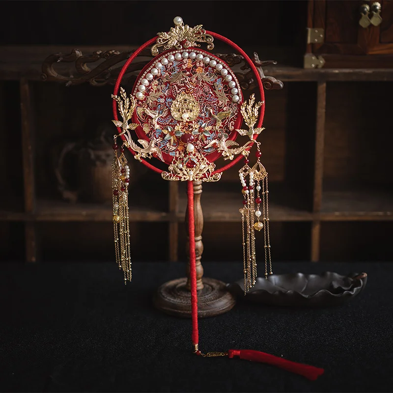 HIMSTORY Vintage Luxury Chinese Bridal Hand Fan Holding Phoenix Round  Handmade Pearls Wedding Bouquet Long Handle Fan