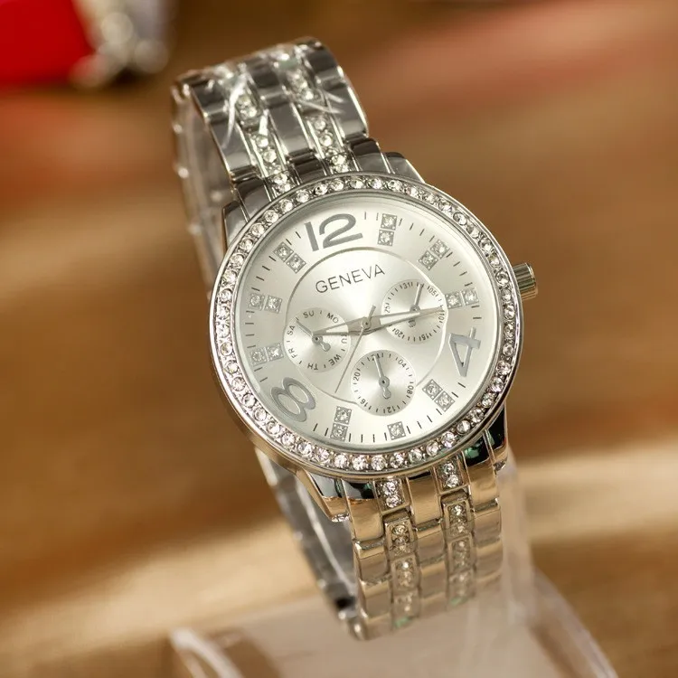 Geneva-reloj de cuarzo de acero inoxidable dorado para mujer, cronógrafo de pulsera informal de cristal militar con diamantes de imitación, marca de