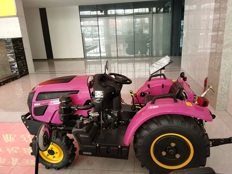 Kuta เตียงนอนและอาหารเช้า: Gardenhouse Mini Orchard รถแทรกเตอร์50HP สี่กระบอกสูบเครื่องยนต์เครื่องฟาร์มรถแทรกเตอร์