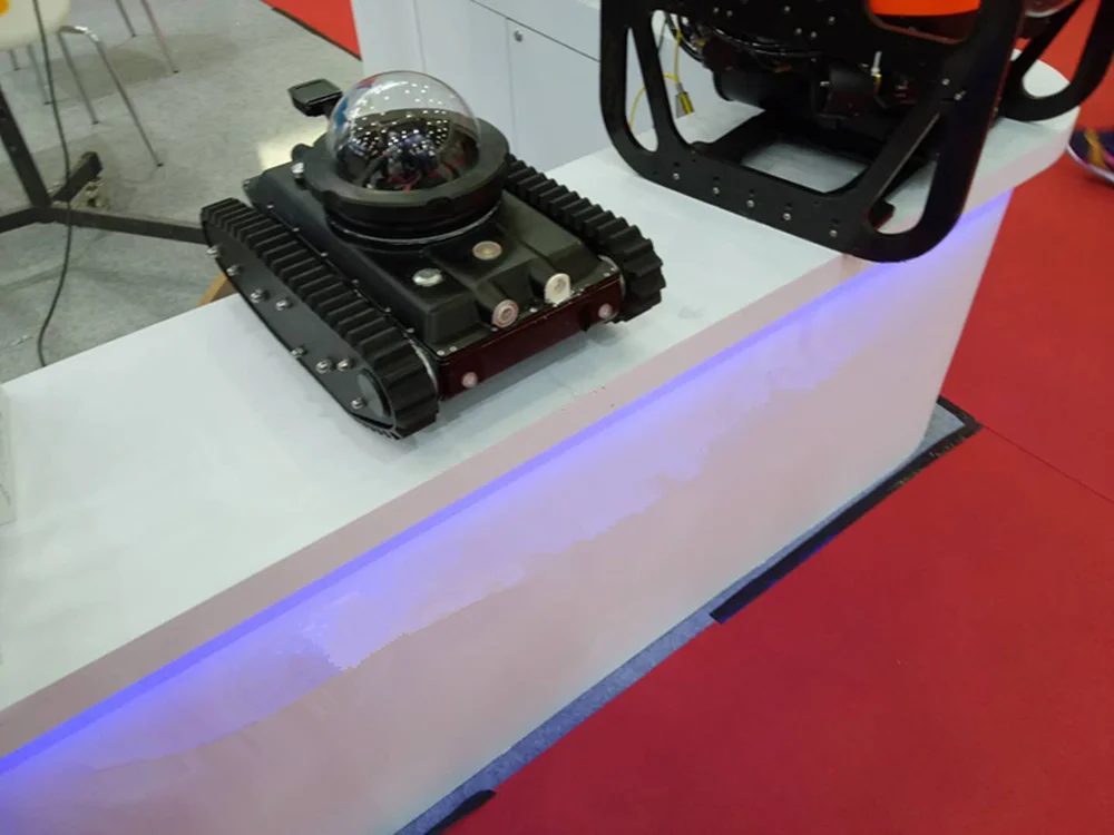 Waterproof crawler chassis, amphibious, underwater robot