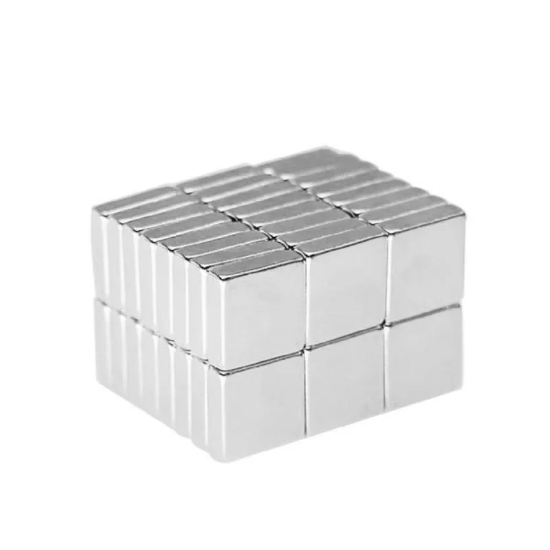 10 ~ 200pcs 10x10x3 millimetri Quadrate Potenti Magneti 10x10mm Al Neodimio Magnetico N35 10x10x3 millimetri Blocco di Forte Magnete 10*10*3mm