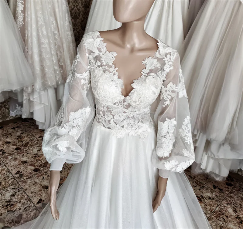 Robe de mariée romantique à manches longues, col en v, ligne a, dos ouvert, style Boho, rustique