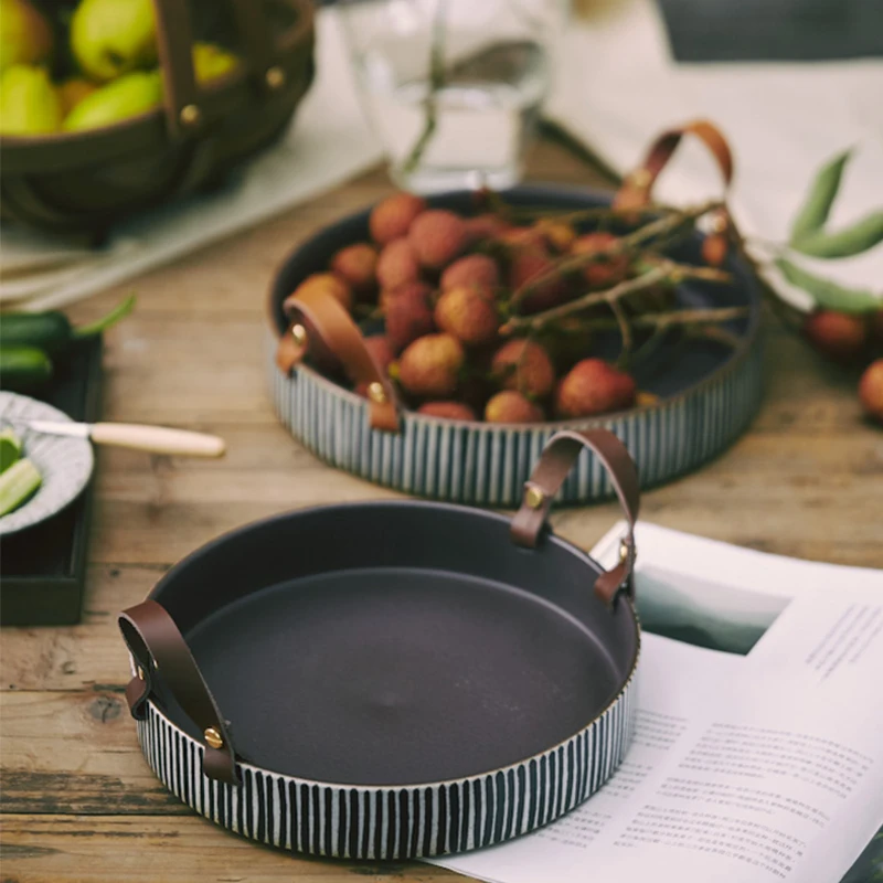 Kinglang Exclusive Handmade Ceramic Bowl with Cow Leather Handle Stripe Round Sallow Salad Plate