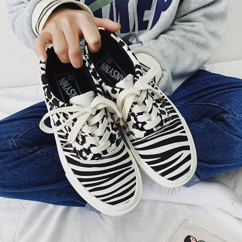 Vanbrand clássicos sapatos de lona feminina tênis moda padrão zebra mista sapatos casuais mulher de baixo corte senhoras quatro estações sapatos