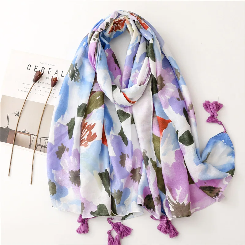 

2022 Fashion Spring Women Scarf Retro Flower Print Shawls and Wraps Beach scarves Foulard Femme Echarpe Designer Bandana hijab