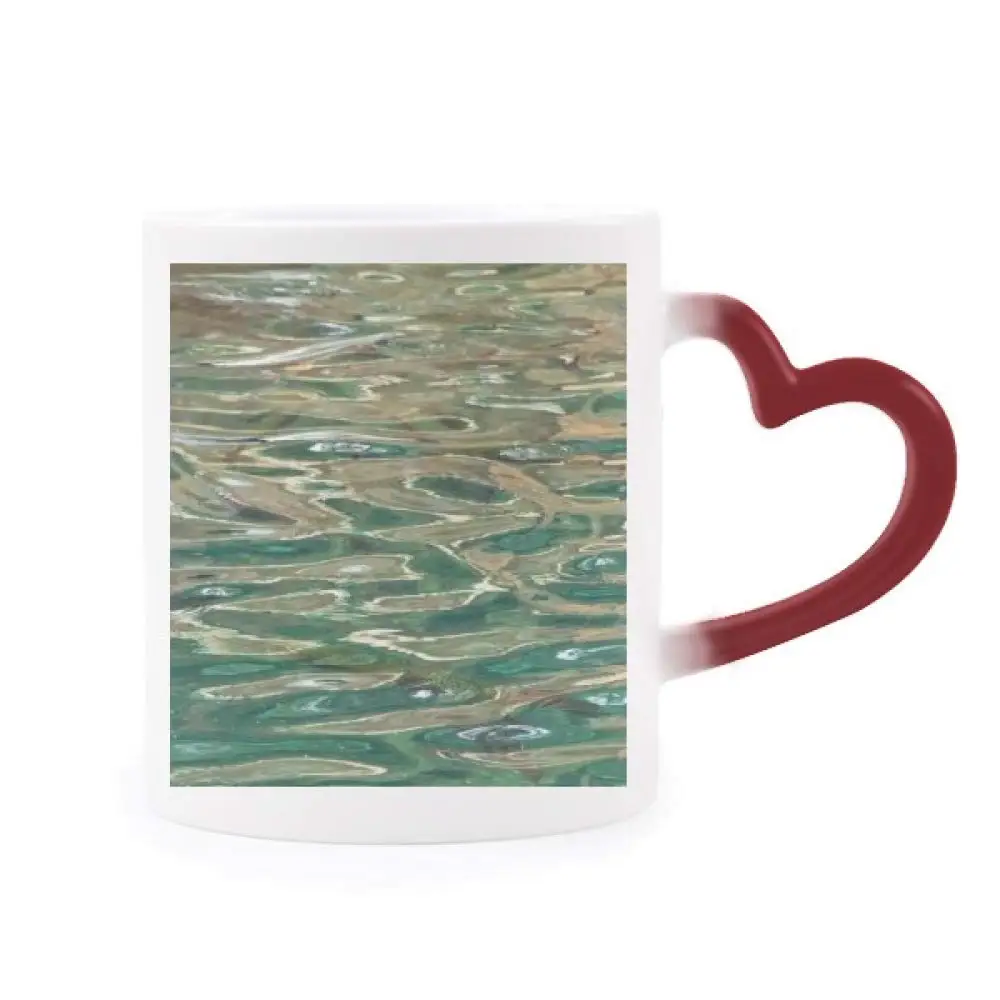 

Water Surface Ripple Blue Waves Fish Morphing Mug Heat Sensitive Red Heart Cup