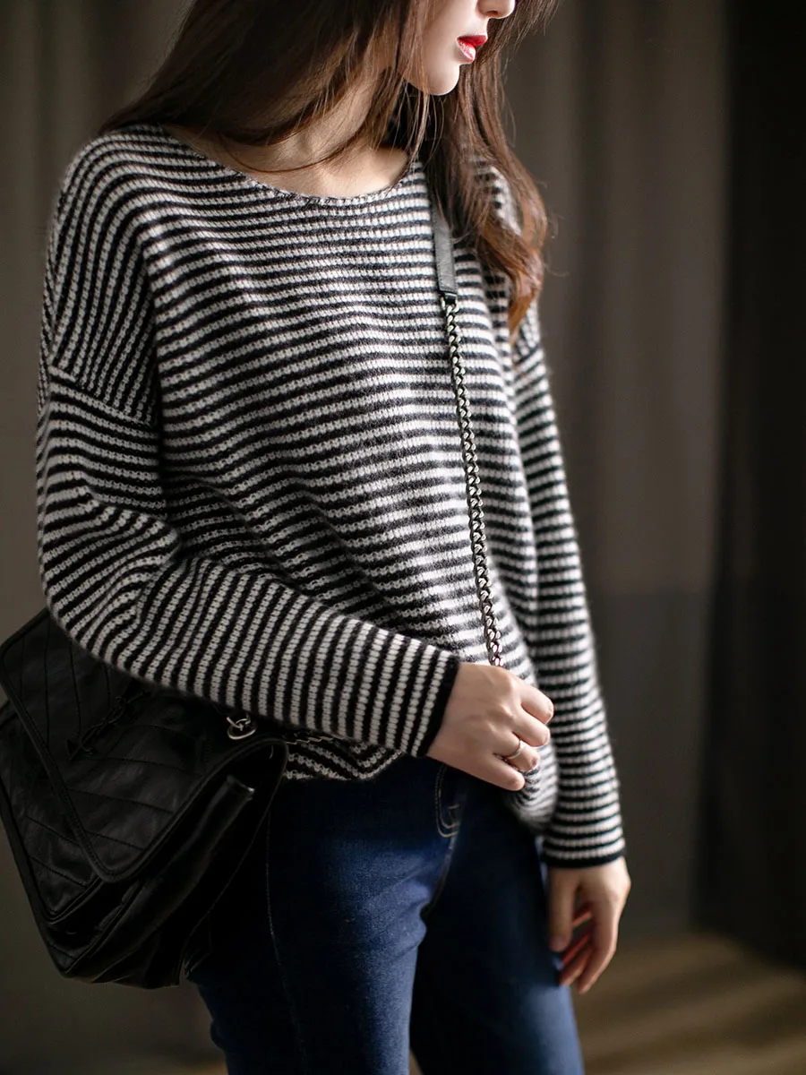 2020 Autumn and Winter Striped Pure Sweater Women O-Neck Pullover Cashmere Sweater Loose Knitted Base Shirt Large Size