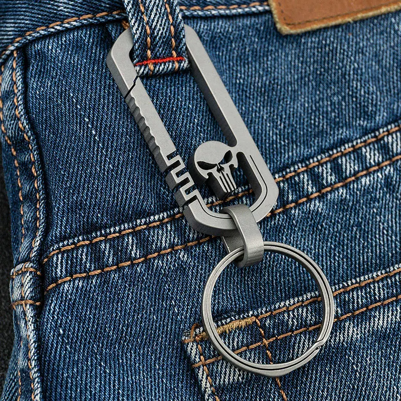 1pcs Outdoor EDC Titanium Alloy Skull Buckle Carabiner Keychain Hook Multi-functional Traveller Key Ring Clip Titanium Alloy