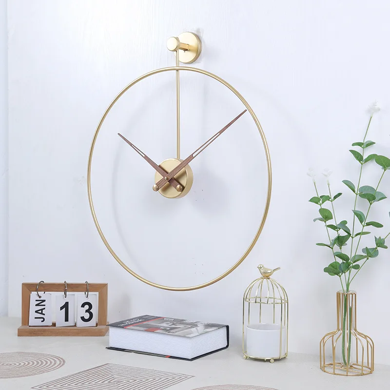 

Silent Sweep Needle Clocks Wall Metal Hang Clock with Pendulum Timepiece Wall Decorations Living Room Wall Ornament Modern Decor