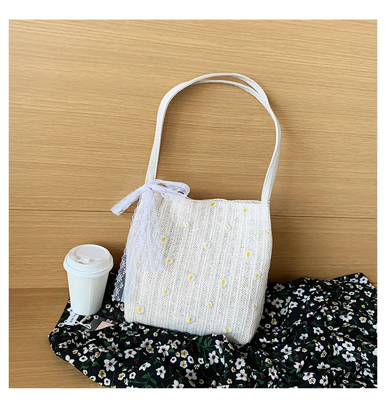 

Women Woven Bag Shoulder Bags Daisy Design Ladies Floral Handbag Fashion Casual Tote Literary Books Bag Shopping Bag For Girls