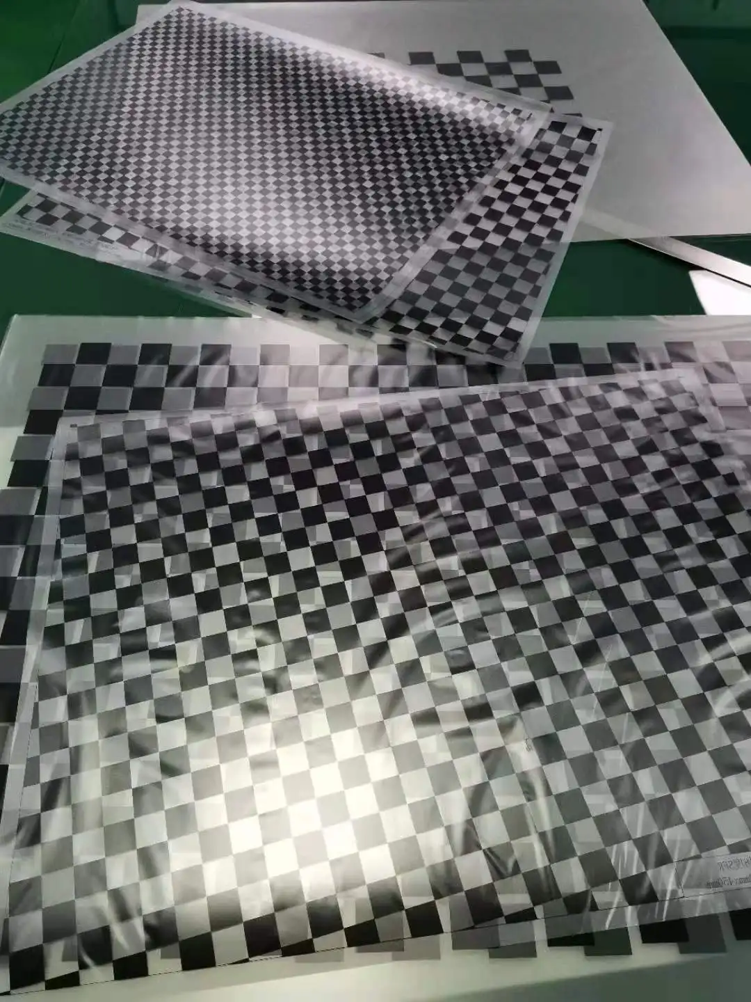 전송 체커보드 테스트 차트 프레임 장착 D280 사양 4:3 사용자 정의 가능 왜곡 검정 흰색 360*280mm