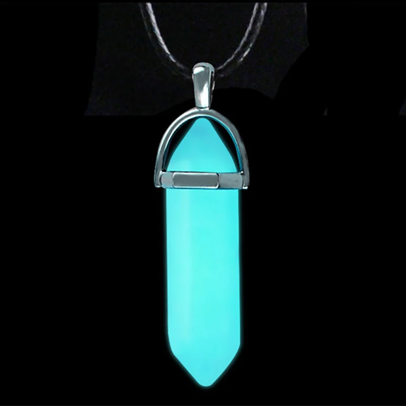 Dunkler leuchtender Stein, fluoreszierende sechseckige Säulen-Halskette, natürlicher Kristall, leuchtend in der Kugel, Anhänger, Leder, Modeschmuck, Geschenk – Detail 3