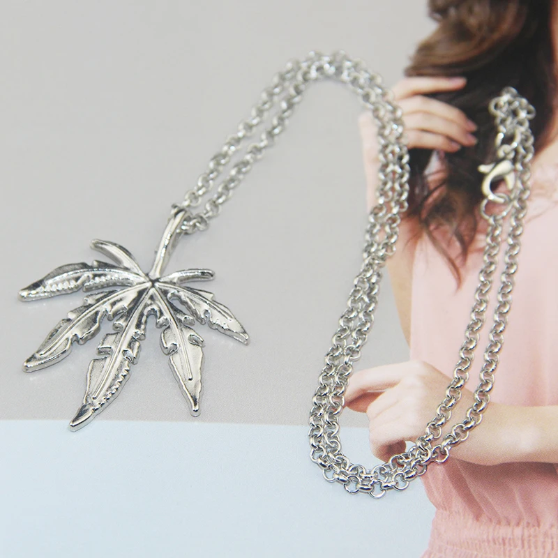 الأزياء والمجوهرات مابل ليف قلادة القنب ليف قلادة سحر سلسلة قلادة للنساء الرجال Gifls الملحقات