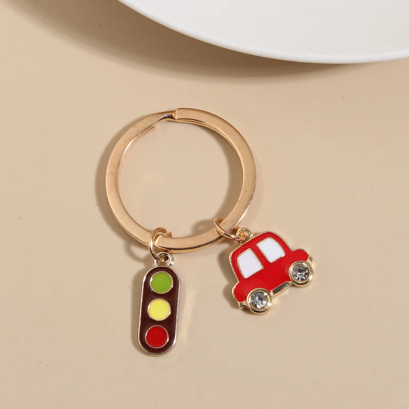 Cute Enamel Keychain Traffic Light Car Key Ring Sedan Traffic Signal Key Chains For Father's Day Gift DIY Handmade Jewelry