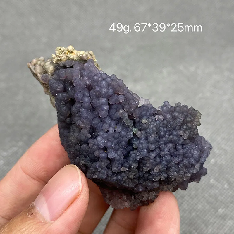 Natural grape agate mineral specimen stones and crystals healing crystals quartz gemstones free shipping