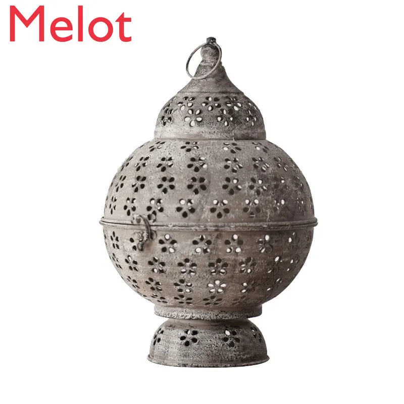 

Retro Iron Art Wind Lamp Candlestick Wall Hanging Small Lantern Decoration Outdoor Courtyard Garden Handmade Lucky Crafts