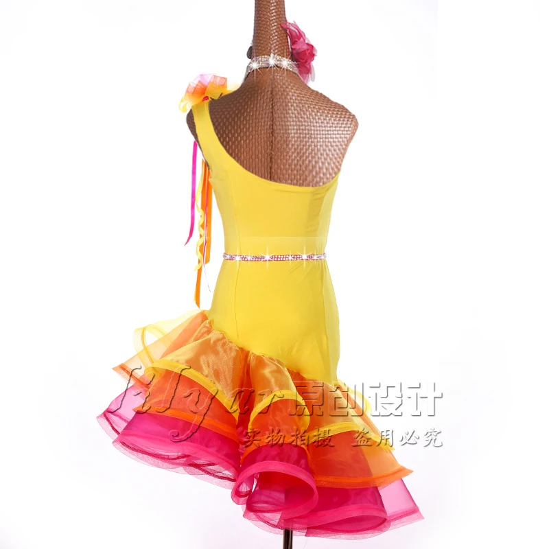 Latin Competition Performance Skirt Sparkling Diamond Customized Yellow Oblique Children\'s Dance Skirt