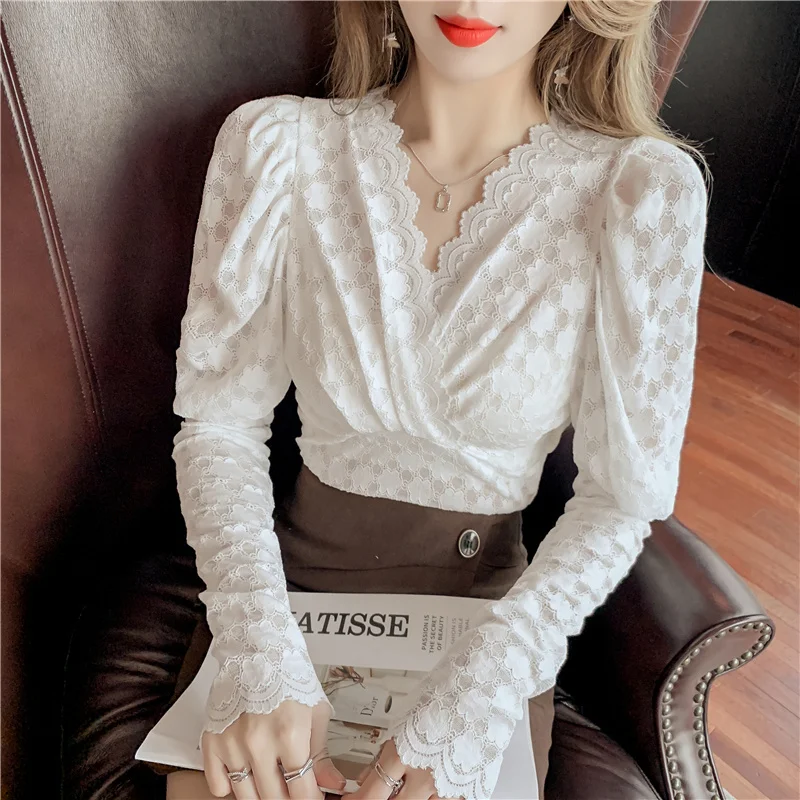 Herbst Häkeln Blume Hohle Spitze V-ausschnitt Bluse Elegante Feste Slim Puff Sleeve Top Sanfte Stricken Nähen Kreuz Weißes Hemd 17209