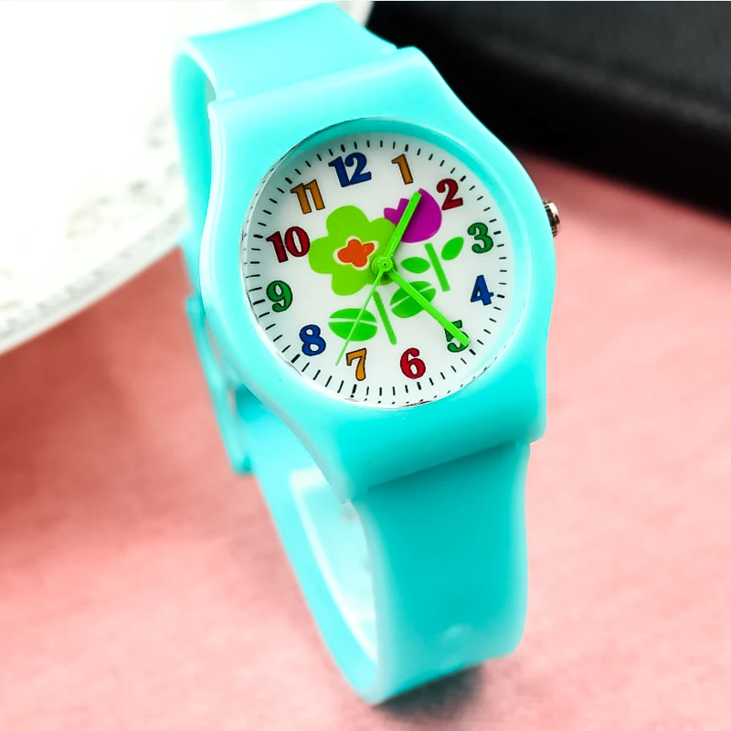 Montre-bracelet en silicone pour filles et garçons, cadran fleuri, unisexe, décontracté, couleur no. quartz, nouvelle mode 2019