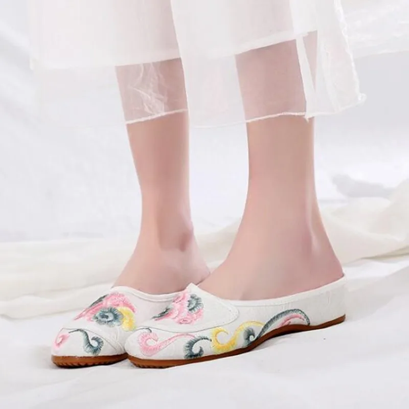 Embroidered Women Slippers Retro Backless Woman Mules Espadrille Flats Ladies Slip on Loafers Ethnic Slides Summer Sandal Shoes