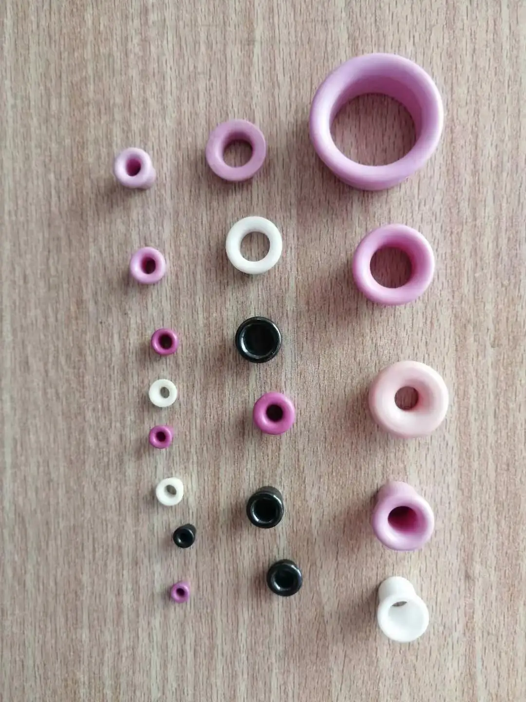 Customized Service Avaliable 95 Alumina  Ceramic Eyelet Coil Enameled Wire  Porcelain Bead Winding Machine Yarn Guide 2MM