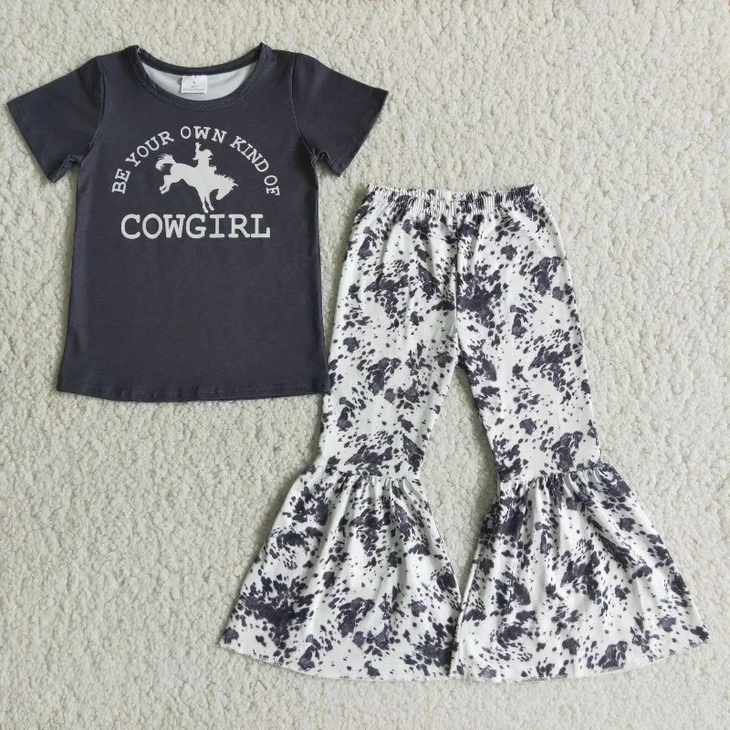 

Wholesale Children Boutique Baby Girls Clothes Set Black Short Sleeve Horse Shirt Cow Printing Bells Pants Fashionable Outfit