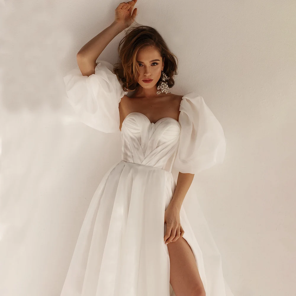 Vestido de novia fruncido de Organza con abertura hasta el muslo, Simple, hecho a medida, tallas grandes, mangas cortas de linterna, liso, escote corazón